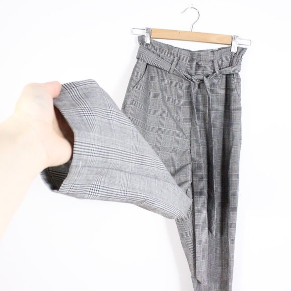 *H&M Black & White Paper Bag Pant - Picture 2 of 5